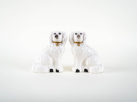 Image 1 of Figuritas de perros de cerámica, estilo inglés, década de 1970, hechas en Inglaterra.