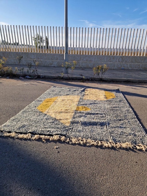 Beni Ouraine tapijt van traditionele, zuivere wol, formaat 2,5/3 m