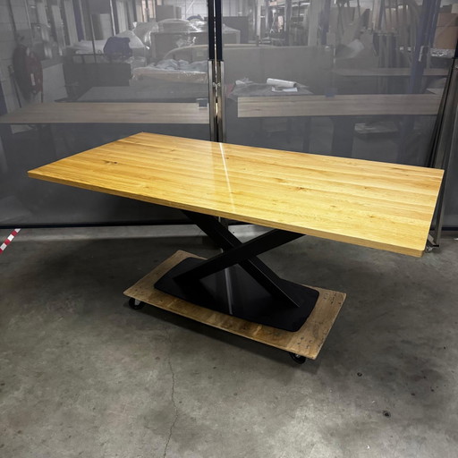 Oxxi 2.0 – Bert Plantagie, eettafels