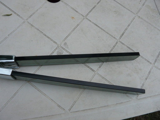 porte serviette fontana arte orientable en verre et chrome