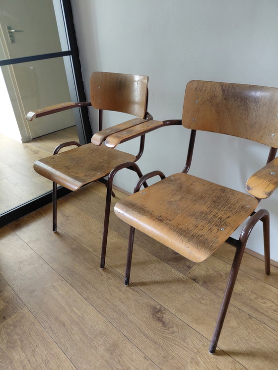 Image 1 of Vintage kantinestoelen met armleuningen buizenframe 