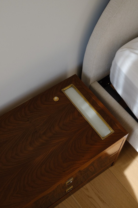 Comodini vintage in radica con due cassetti e luci integrate, Legno, Marrone (foto 4 di 11)