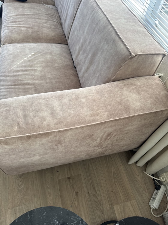 Image 1 of Very neat sofa for sale in like-new condition