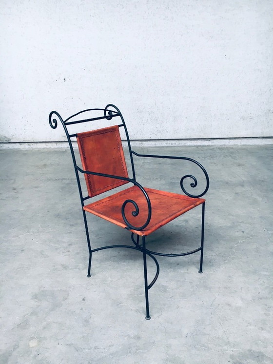 Image 1 of Eetkamerstoelset van smeedijzer en cognackleurig leer, Spanje, jaren 60