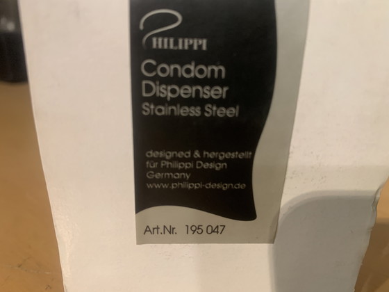 Image 1 of Philippi condoom dispenser 