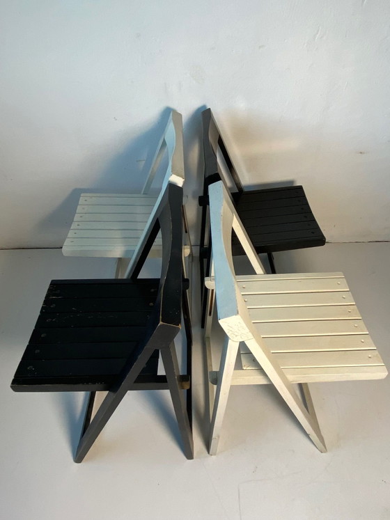 4 x Aldo Jacober Klapp Stuhl Bazzani anni '70 nero / bianco, Sedie pieghevoli, Legno (foto 6 di 6)