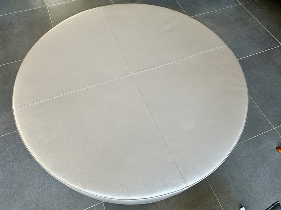 Pouf de table basse ottoman en cuir taupe – Poufs & repose-pieds, Wood, Leather (photo 3 of 11)