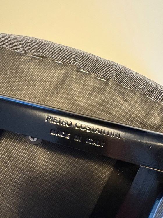 Image 1 of Esclusivo set di 6 sedie italiane con schienale alto – Design Pietro Costantini – Nero e Grigio