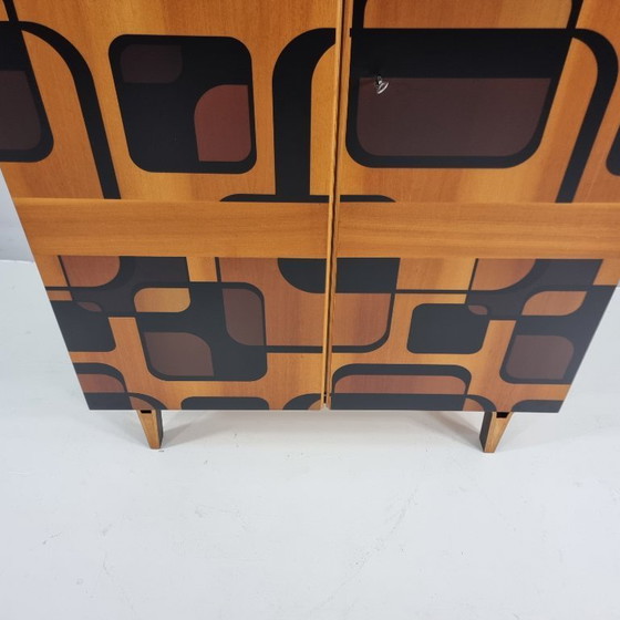 Image 1 of Vintage kledingkast, 1970