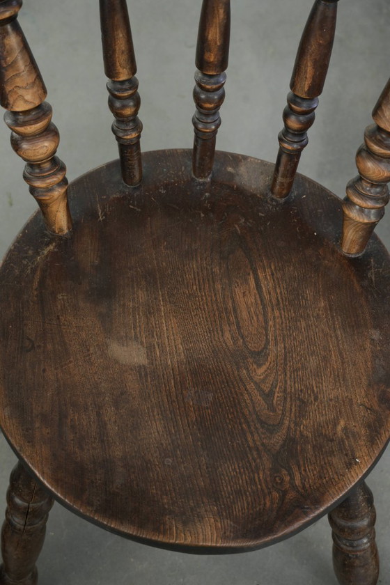 4x Antique English wooden Windsor pub/bistro chairs from the 19th century with a beautiful patina (photo 8 of 14)