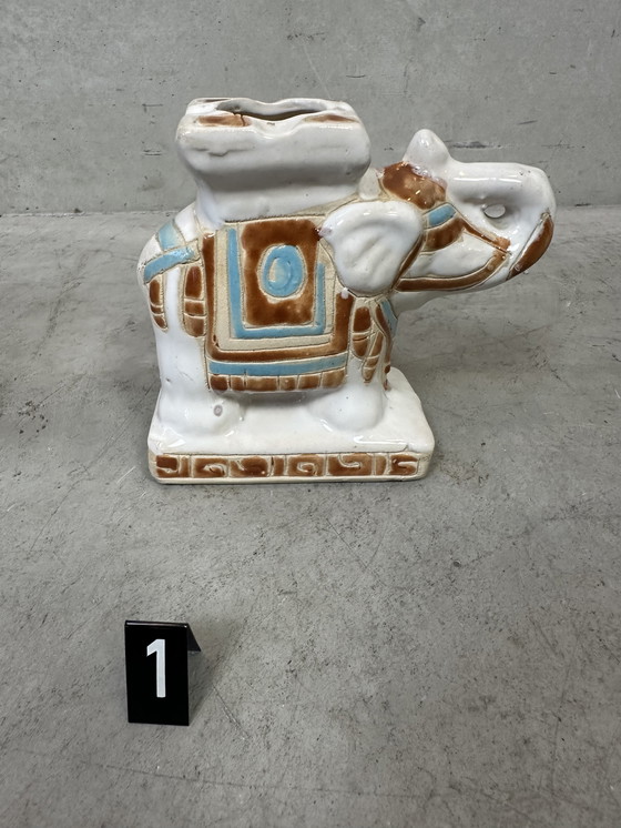 Image 1 of Cendrier vintage à éléphant - céramique