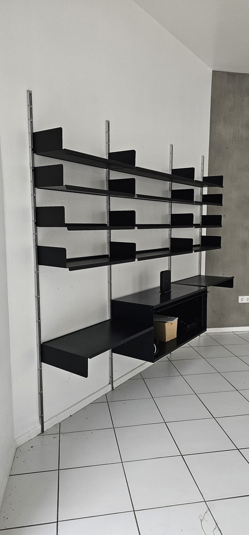 Dieter Rams Vitsoe 606 rekkensysteem