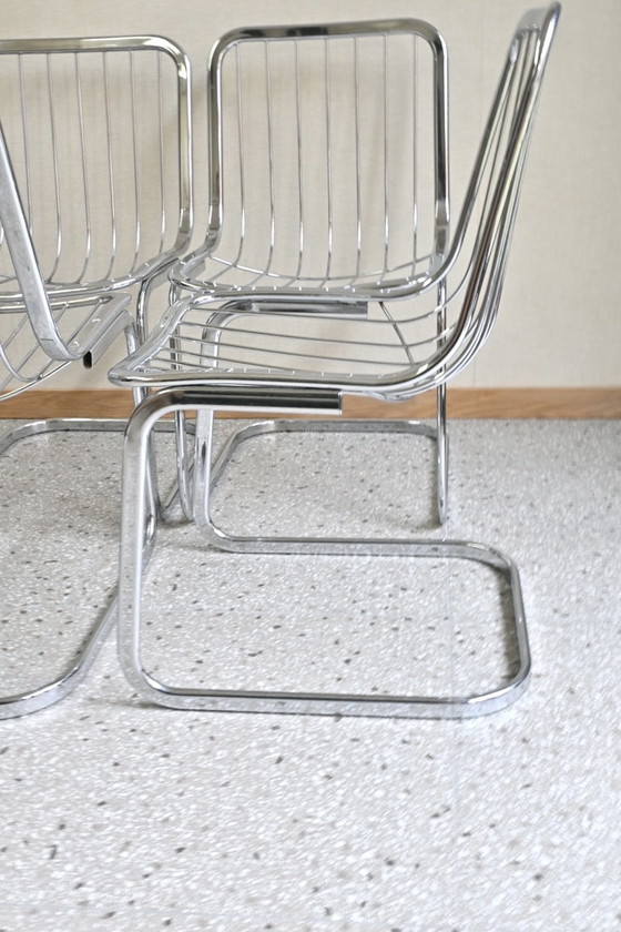 Image 1 of Juego de 6 sillas con estructura tubular cromada de Gastone Rinaldi