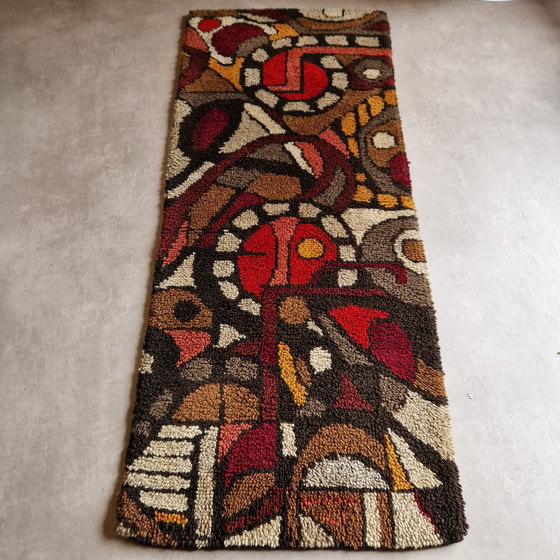 Image 1 of 70's vintage wool wall hanging spaceage smyrna art rug