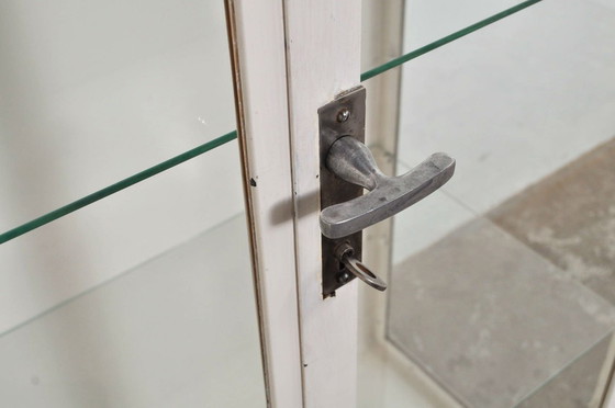 Image 1 of Armadietto / vetrina vintage per farmacia