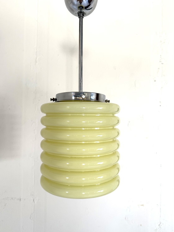 Image 1 of Vintage Art Deco opaalglazen hanglamp, Italië ‘50