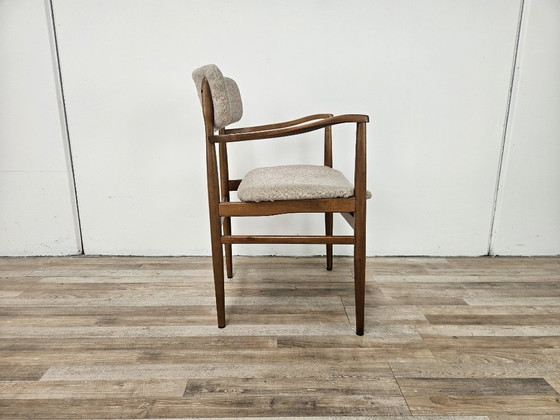 Image 1 of Zweedse fauteuil van hout en stof