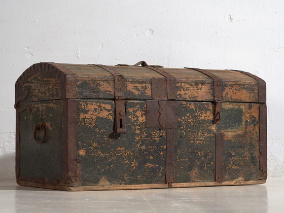 Antique painted travel trunk in pine – Central Europe, circa 1850 – Storage cabinet, Rustic (photo 11 of 40)