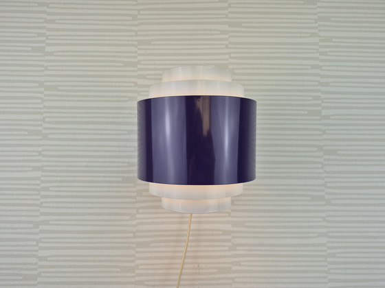 Image 1 of Lampada da parete Svera (Anvia) di design olandese. Lampada vintage con struttura a lamelle.