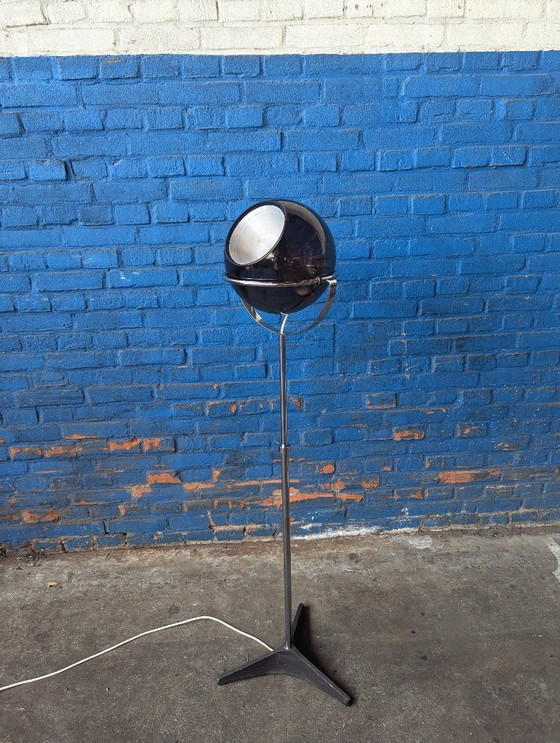 Image 1 of Lampadaire vintage design néerlandais Raak Globe