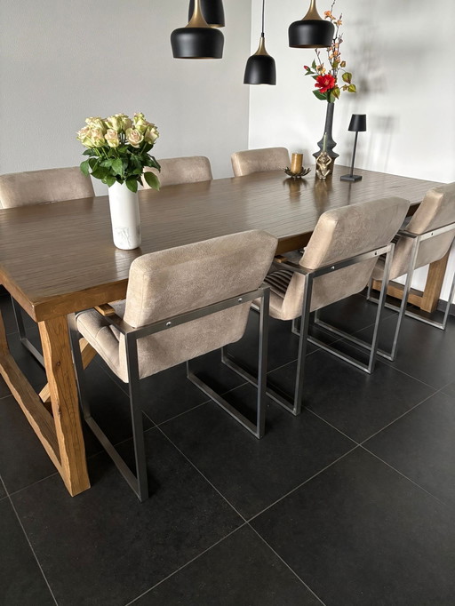 Oak table with 6 chairs