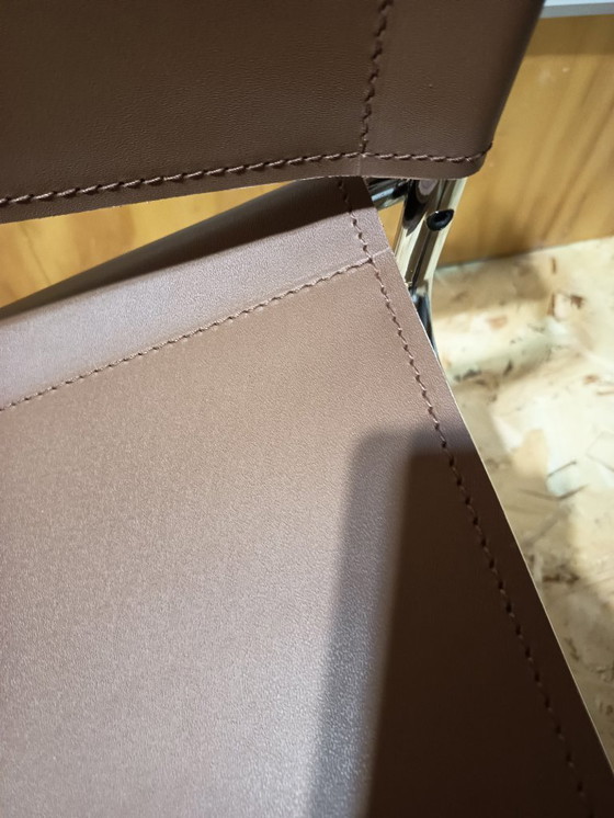 Image 1 of Poltrone Knoll Wassily B3 2 nuove/usate in pelle color noce di Marcel Breuer € 4.400