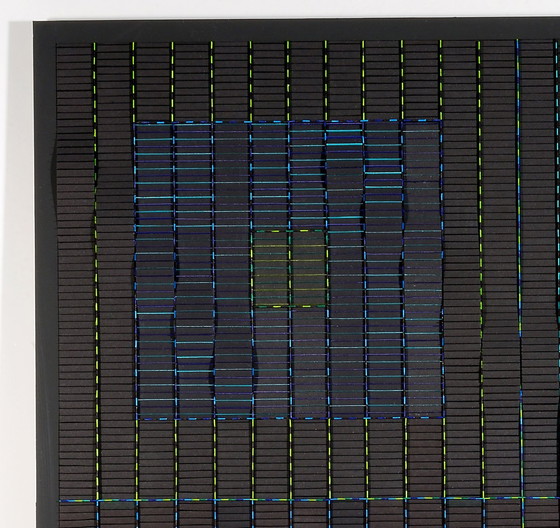 Image 1 of Grand Carré Noir Ondulé Françoise Luciani