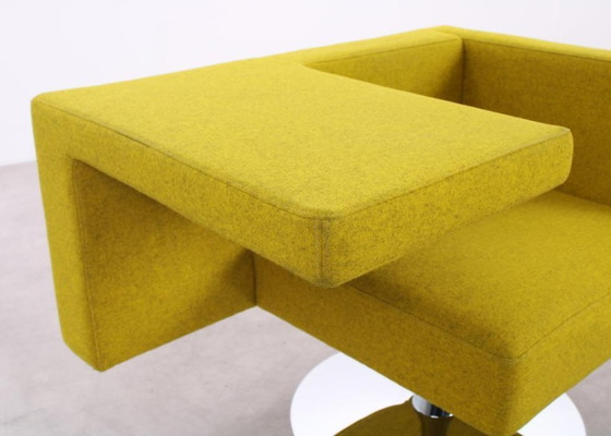 Image 1 of Offecct Sedia girevole Solitaire giallo ocra