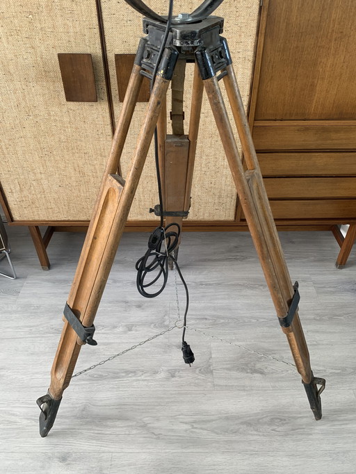 Vintage industrial tripod lamp 1950-1960s