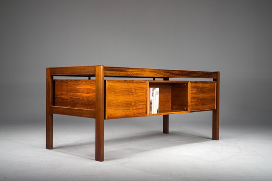 Image 1 of Mid Century Modern Dänischer Schreibtisch aus Palisander von Dyrlund, 1960er Jahre