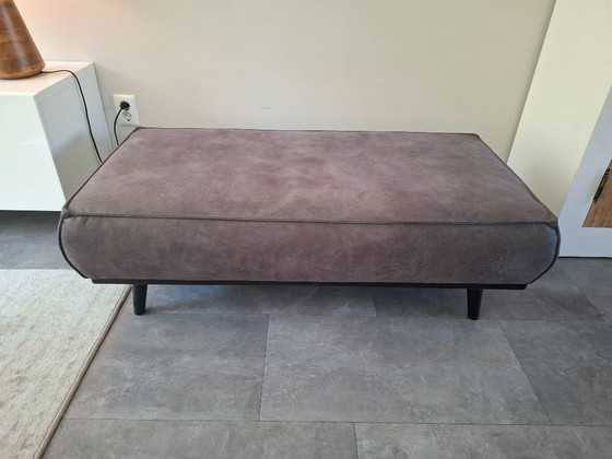 Image 1 of ¡Hermoso sofá de 4 plazas y reposapiés en ecopiel, gris oscuro!