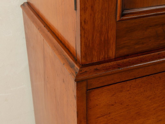 Image 1 of Armoire à linge des années 1840, meuble de buanderie, vintage