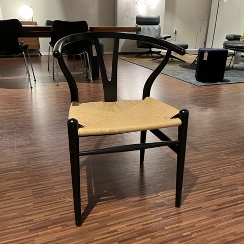 Image 1 of Carl Hansen Wishbone dining chair, set of 4