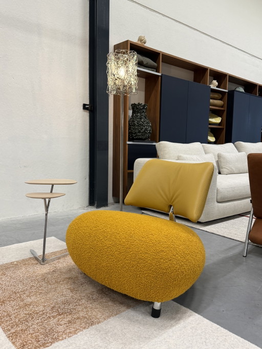 Leolux Pallone Armchair Yellow fabric leather
