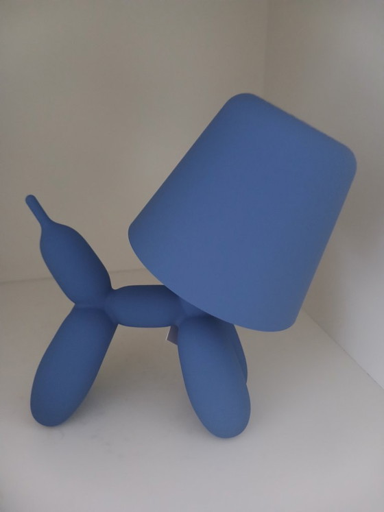 Stoobz Balloon Dog Table Lamp – Metal, Plastic (photo 2 of 5)