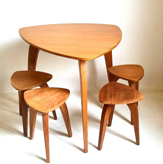 Set tavolo e quattro sgabelli Anni '50, Set da pranzo, Legno, Marrone, Mid Century Modern (foto 4 di 8)