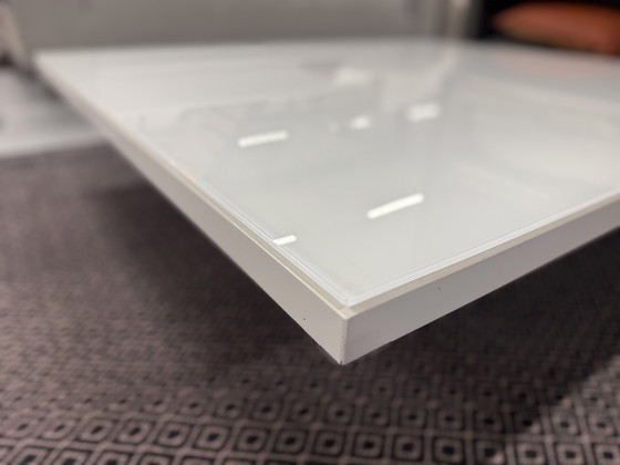 Image 1 of Mesa de centro Beek S7 de cristal blanco 140 x 120