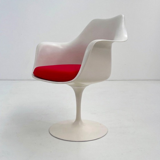 Image 1 of Draaibare tulpfauteuil van Eero Saarinen voor Knoll, jaren 70.