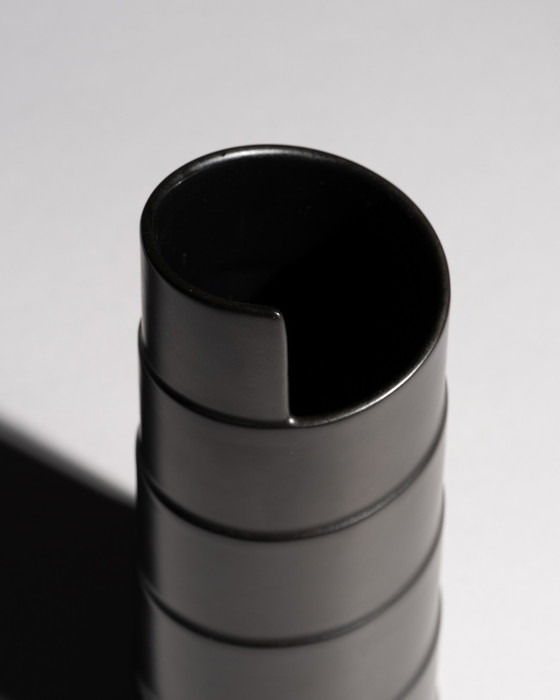 Image 1 of Marcello Morandini &amp; Tapio Wirkkala Rosenthal Dúo de jarrones de porcelana mate Noire