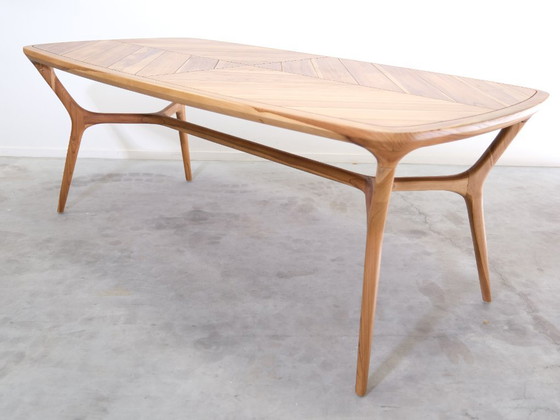 Image 1 of Sierra dining table – solid teak