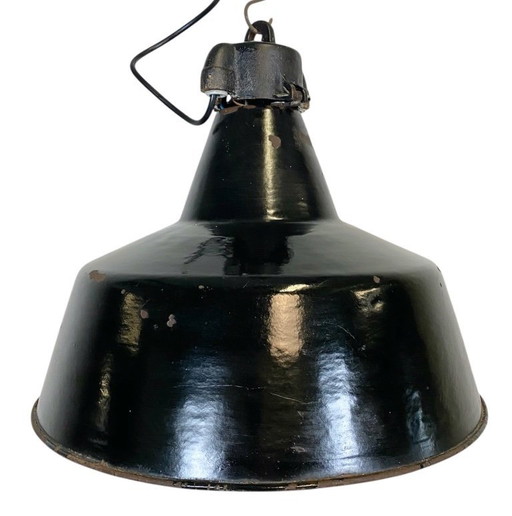 Suspension industrielle en émail noir avec abat-jour en fonte, années 1970