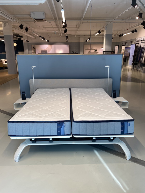 Image 1 of Letto matrimoniale Auping Royal, modello 180x210 cm