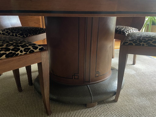 Eetkamer tafel met 6 stoelen