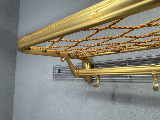 Image 1 of Vintage metalen wandkapstok met touw