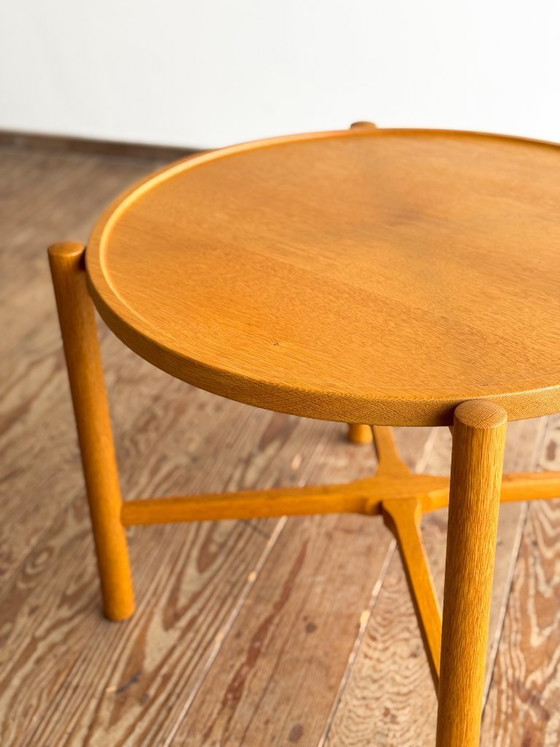 Image 1 of Dienbladtafel AT 35 / PP 35 van Hans J. Wegner voor Andreas Tuck