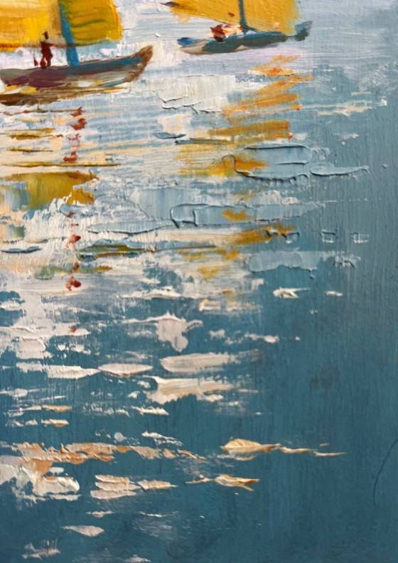 Image 1 of Peinture à l'huile originale représentant un bateau sur un paysage fluvial. Trois voiliers au crépuscule.