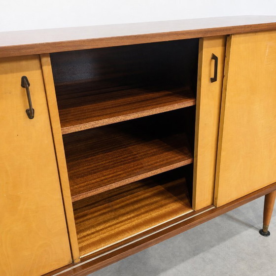 Image 1 of Credenza bicolore in stile moderno di metà secolo