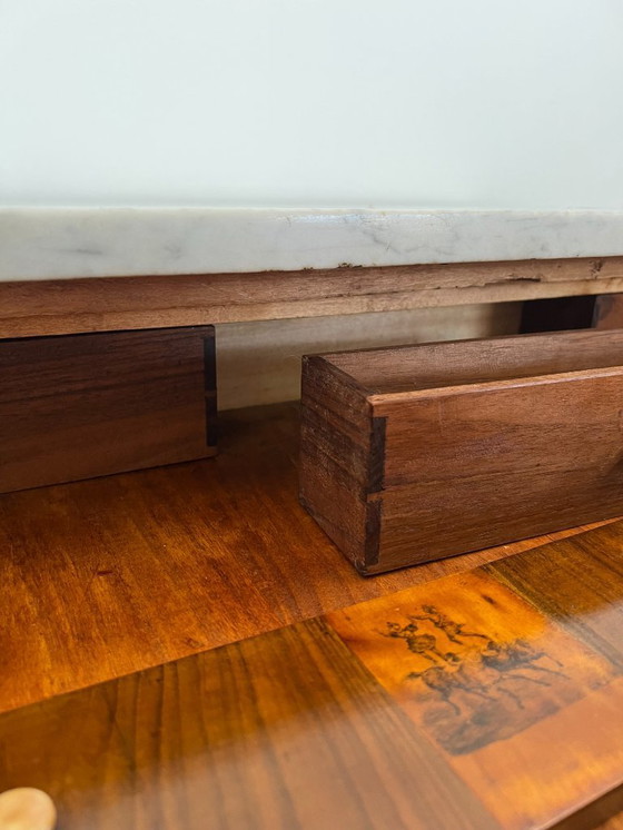 Image 1 of Cassettone - Noce - Comò con specchiera