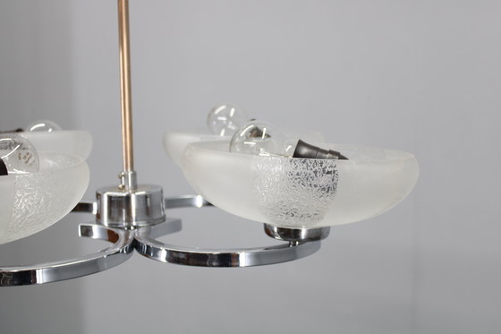 Image 1 of Lampadario in cromo e vetro degli anni &#39;50 di Napako, Cecoslovacchia