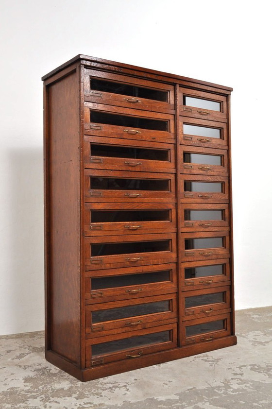 Image 1 of Mobiletto antico in rovere, anni 1880